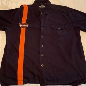 XL Harley-Davidson button down shirt.